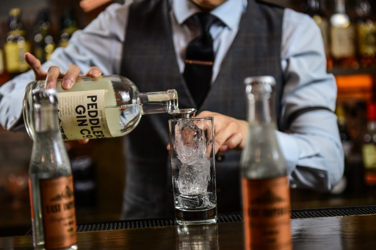 Peddlers Gin showcases Chinese ingredients, creativity and innovation